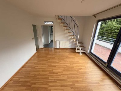 2 x Ruhige 2-ZKBB mit geräumigem Hobbyraum und großer Dachterrasse am Etzhorner Weg!