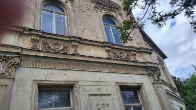 4 - Zimmer-Wohnung mit Balkon