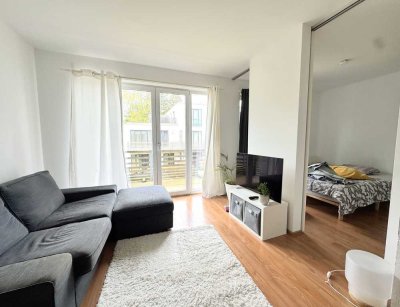 Uninähe - 2 - Zimmer Kubox-Apartment mit Einbauküche und Balkon