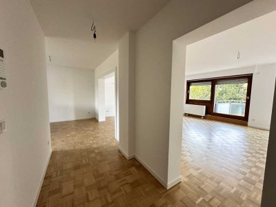 Stilvolle 3-Zimmerwohnung in Sachsenhausen: Mit Balkon und NEUER Einbauküche