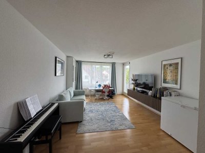 Top-Anbindung & Voll möbliert: Helle 80 m² Wohnung mit 2 Balkonen und Tiefgarage in Stuttgart-Rohr