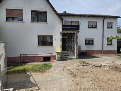 ölteres Wohnhaus - Renovierungsbedürftig