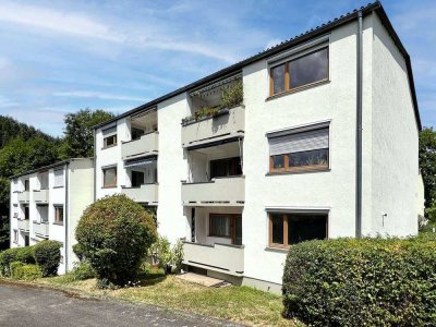 Neckargemünd: komplett renovierte, attraktive 3-Zimmer-ETW mit sonniger Loggia in beliebter Lage