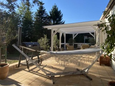 Charmantes Haus mit 3,5 Zimmern, Sauna, Terrasse und Garten