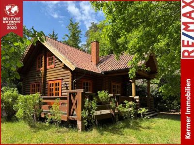 Wochenendhaus / Rundbohlenblockhaus /
Am See / Waldlage /
Erholung Pur
