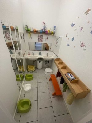 Vermietete Gewerbeeinheit mit 3 Zimmern