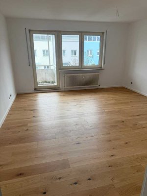 Modernisierte 3-Zimmer Wohnung mit Balkon