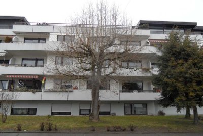 Stilvolle, gepflegte 1,5-Zimmer-Hochparterre-Wohnung mit geh. Innenausstattung mit EBK