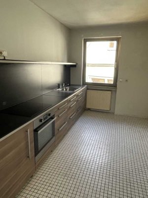 Helle 2-Zimmer-Wohnung im 2. OG in Würzburg Innere Pleich