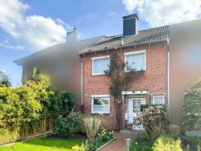 Erbbaurecht: Solides Reihenmittelhaus mit 5 Zimmern in Lübeck St. Gertrud, Edelsteinsiedlung