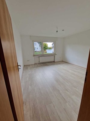 Schöne und sanierte 2-Zimmer-Wohnung mit Balkon in Wermelskirchen
