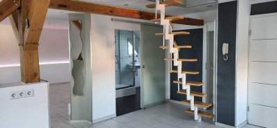 Einzigartige Maisonette Wohnung im Dachgeschoss mit 2 Etagen.