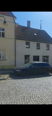 sanierungsbedürftiges EFH mitten in der Altstadt