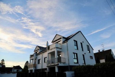 Kaufen und einziehen ! Elegante Dachgeschosswohnung München-Daglfing