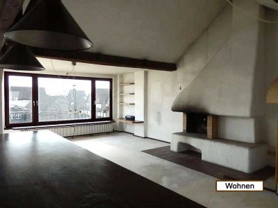 Über den Dächern von Krefeld, ind. 3 Zi. Wohnung, Stadthaus, Loggia, offener Kamin, Einbauküche etc.