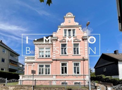 Historische Villa als Einfamilien-/ Mehrgenerationen-Haus
Mülheim an der Ruhr • Saarn