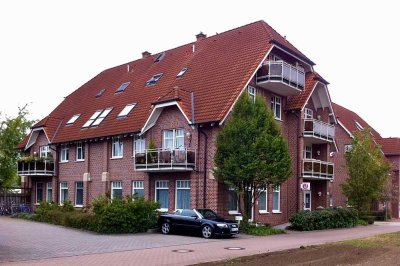 Helle 2-Zimmer-Wohnung mit Balkon in ruhiger, zentraler Lage