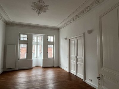 Großzügige Altbauwohnung im Münster-Kreuzviertel