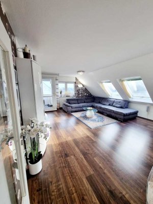 Exklusive & großzügige 4-Zimmer-Maisonettewohnung in Wiesbaden | TG | hell| klimatisiert |