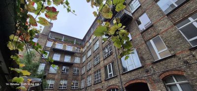 Preisgünstiges Wrangelkiez Kappendecken Loft beste Kiezlage Wohnen und Arbeiten