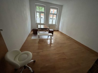 3-Raum-Garten-Wohnung mit großem Balkon.Provisionsfrei- Gohlis-Süd