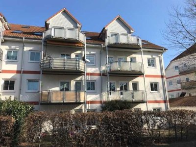 MAISONETTEWOHNUNG mit LAMINAT; EBK und BALKON zu vermieten!