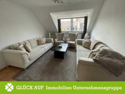 Helle 2-Zimmer DG-Wohnung nähe Duisburger Hafen