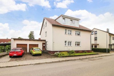 Dreifamilienhaus mit vielen Nutzungsmöglichkeiten in Hardt!