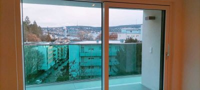 Neuwertige Wohnung in urbaner Lage  - Frei ab 01. Juni