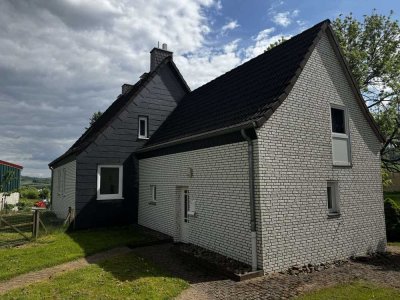 Frisch saniertes Haus in idyllischer Waldrandlage