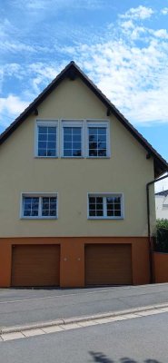 3-Zimmer-DG-Wohnung mit EBK in Friedrichsdorf-Burgholzhausen