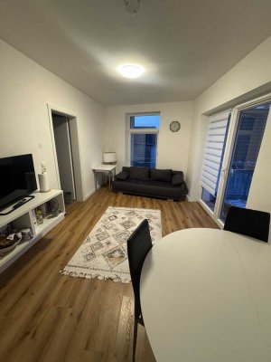 Einziehen & wohlfühlen – Möblierte Wohnung mit Balkon u. EBK