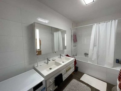 Exklusive, gepflegte 1,5-Raum-Wohnung mit Einbauküche in Hanau