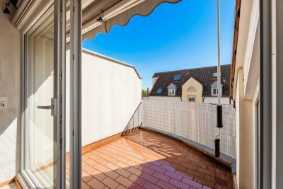 Lichtdurchflutete Maisonette mit Galerie, Balkon und Tiefgarage in Zeilsheim