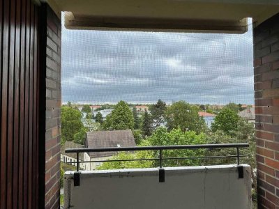 Geräumige 4 Zimmer-Wohnung mit 2 Loggien!