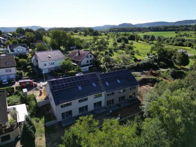 Erstbezug: Modernes Neubau-Reihenmittelhaus in grüner und zentraler Lage von Eislingen