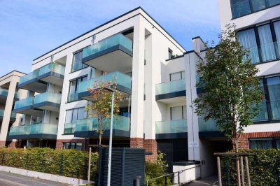 Neuwertige Eigentumswohnung, zentrumsnah und barrierefrei mit Tiefgaragenstellplatz