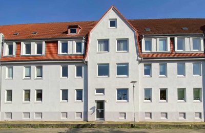 Schöne gepflegte 2-Zimmer Altbauwohnung - zentral in Cuxhaven