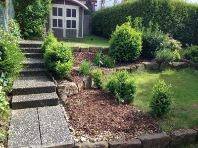 Haus mit Einliegerwohnung mit schönem Garten in ruhiger Lage