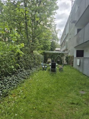 ** Barrierefreie & Sanierte 2 Zimmer Wohnung mit Garten in Bestlage Nähe Hohezollernplatz **