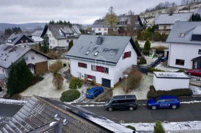 Ein Haus, zwei Möglichkeiten: Einfamilienhaus mit einfacher Umgestaltung zum Zweifamilienhaus