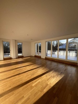 Ruhige 3-Zimmer Penthousewohnung in Britz mit großer Dachterrasse!
