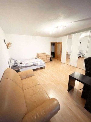 4 ZKB mit Balkone in 1A Lage | Gepflegtes MFH mit 5 Wohneinheiten | inkl Stellplatz