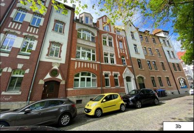 Ruhige 3,5 - Zimmer-Altbauwohnung mit Balkon