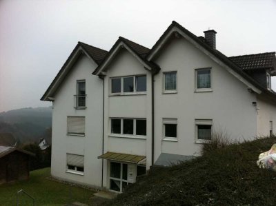 Wiehl-Bielstein sehr schöne 3- Zimmerwohnung