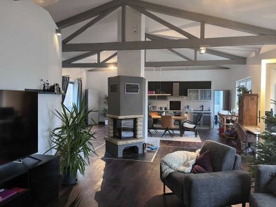 Exklusive Wohnung mit Kamin und riesiger Dachterasse