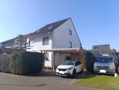Ein- bis Zweifhaus mit Gartenparadies in Mannheim-Schönau