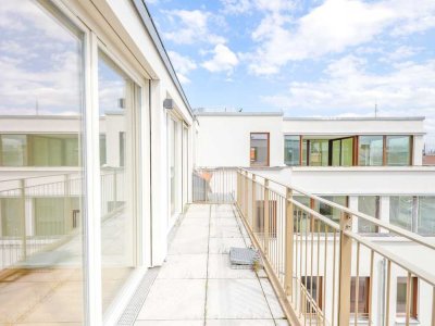 Ihr Zuhause zum Wohlfühlen: 2 Zi., moderne EBK, Gäste-WC und eine sonnige Dachterrasse!