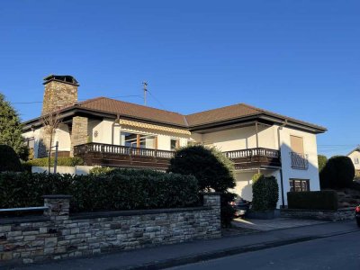 Vollständig renovierte Wohnung mit Einbauküche in Hartenfels
