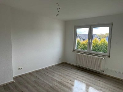 Helle 2-Zimmer-Wohnung mit Gartenblick in Duisburg